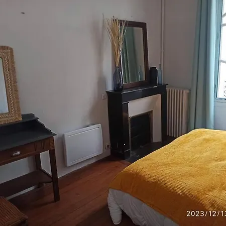 Dans Meuliere D'architecte Apartment Provins