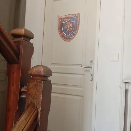 Apartment Dans Meuliere D'architecte *